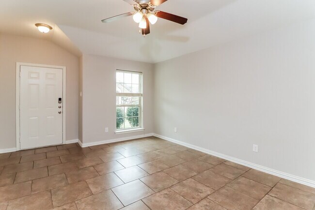 Building Photo - 2412 Hawkwood Ct