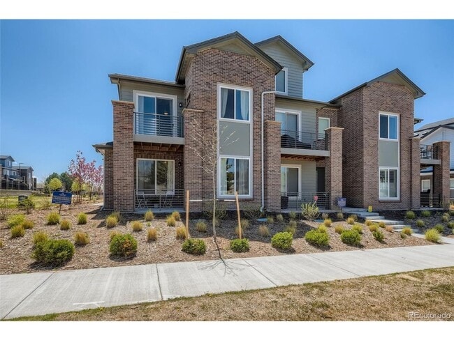 Building Photo - 14762 E Belleview Ave