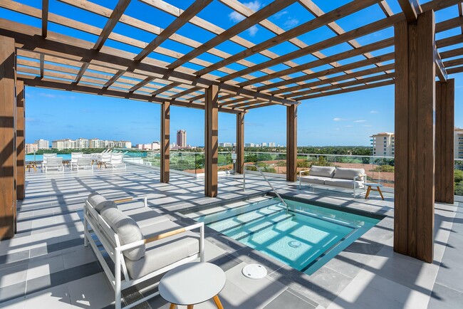 Building Photo - 200 SE Mizner Blvd