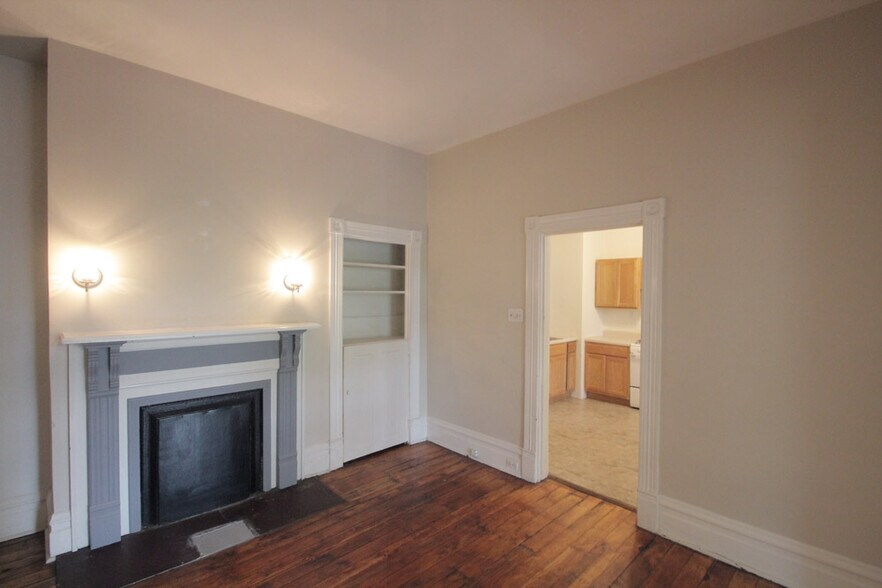 Building Photo - 605 Mifflin Ave