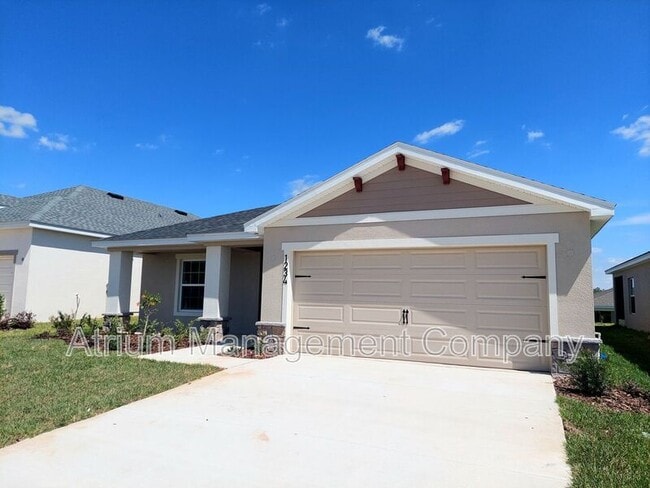 Building Photo - 1234 Cascade Dr