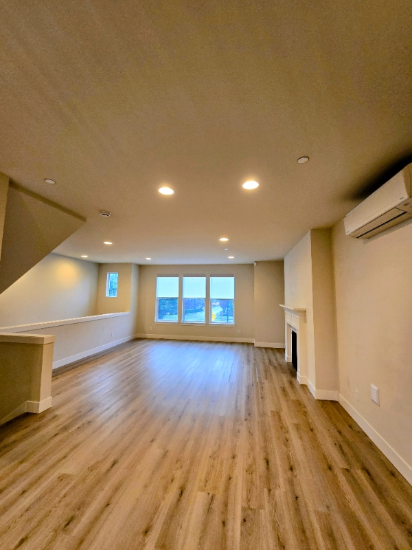 Building Photo - 13429 35th Dr SE