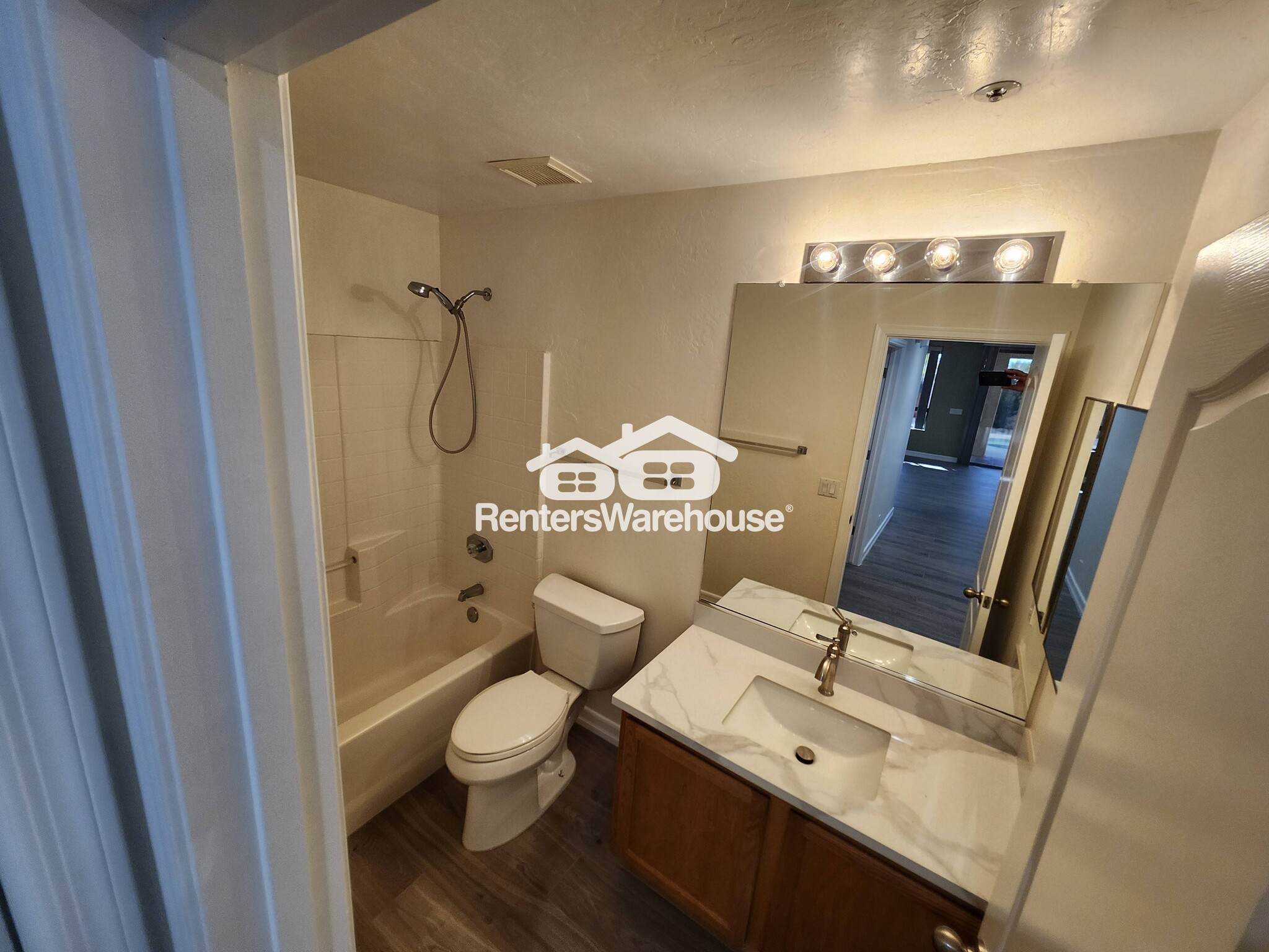 Building Photo - 9121 E Nittany Dr