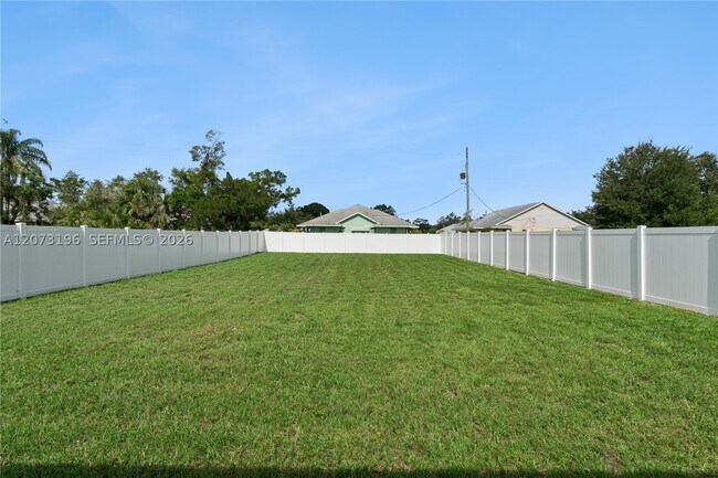 Building Photo - 1296 Moselle Ave