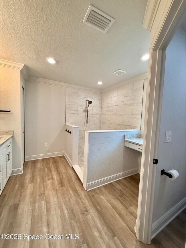 Building Photo - 4255 US-1