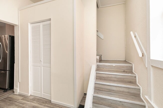 Building Photo - 1209 S Randolph St