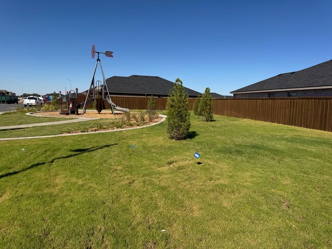 Building Photo - 10300 Pronghorn Rd