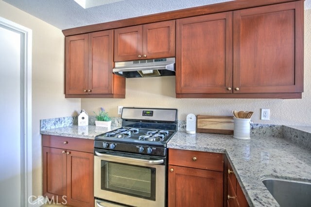 Building Photo - 555 S Azusa Ave