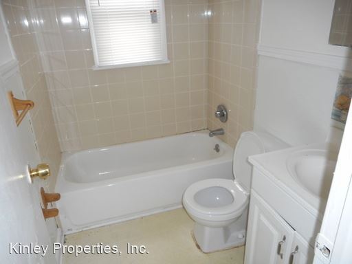 Building Photo - 2500 Rachel St