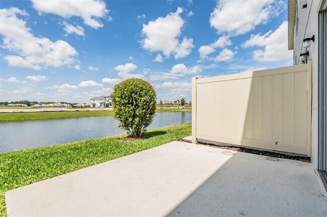 Building Photo - 2305 Alee Ln