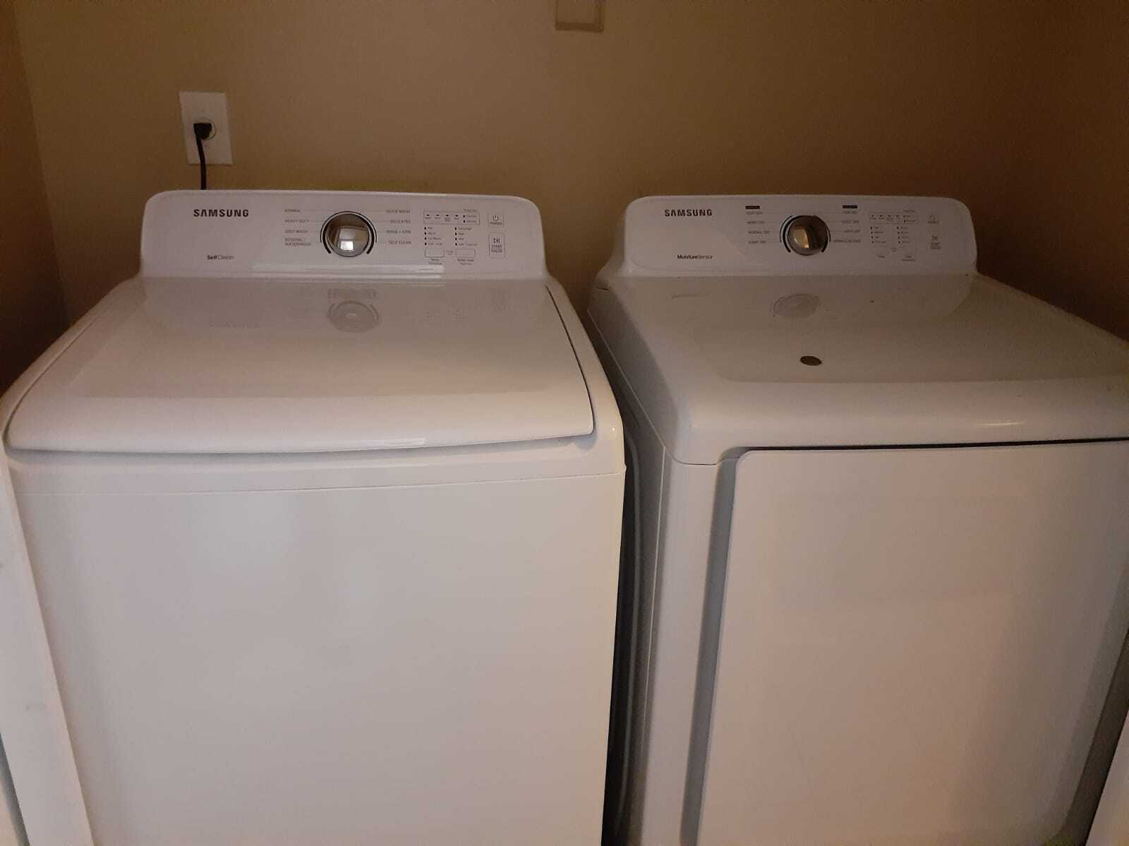 Laundry - 3020 Spruce Cir