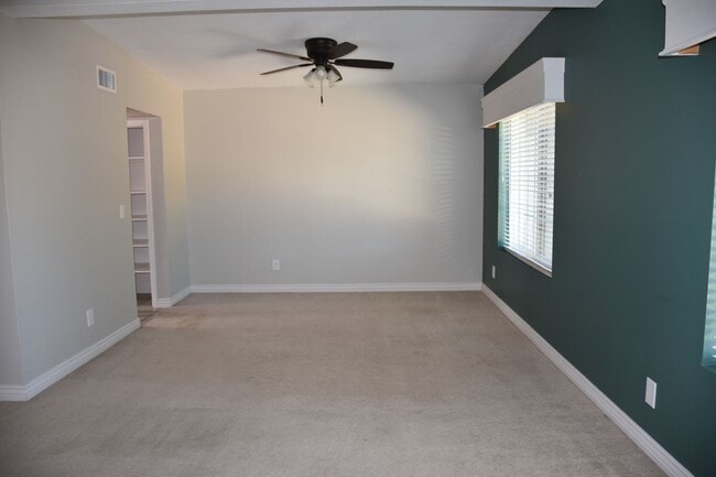 Building Photo - Great home in Mature Neighborhood