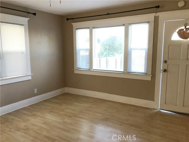 Building Photo - 206 S Guadalupe Ave