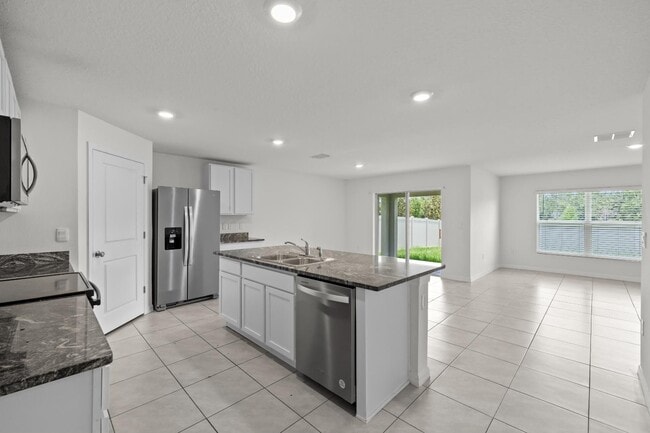 Building Photo - Recently Updated One Story - 4BR For Rent