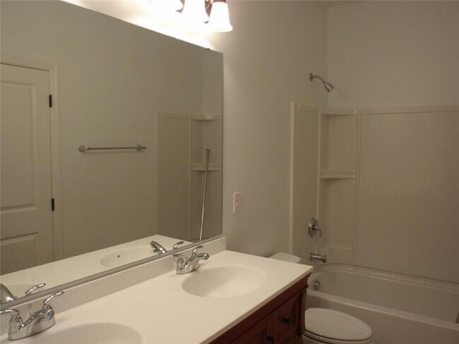 Building Photo - 290 Venango Trail