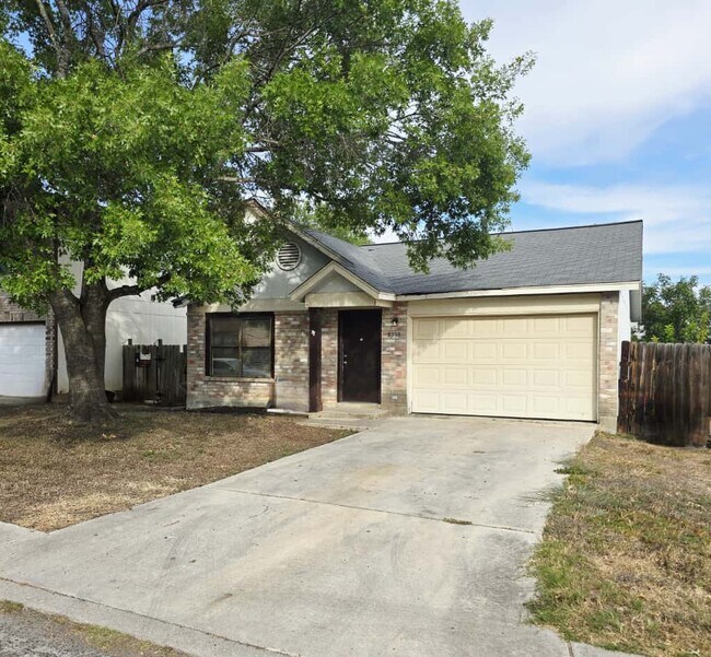 Building Photo - 8338 Longhorn Ridge Dr