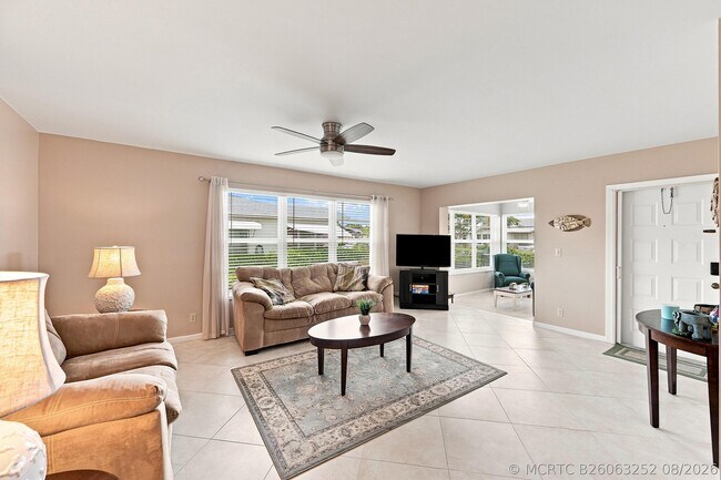 Building Photo - 14499 Canalview Dr
