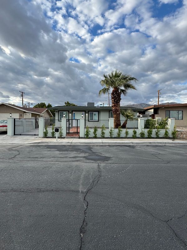 Primary Photo - 66384 First Street