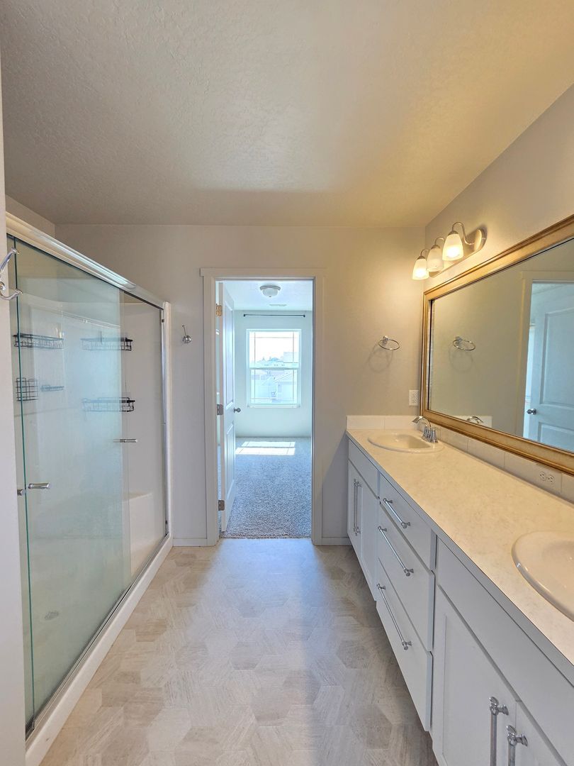 Building Photo - 13122 W 1st Ave