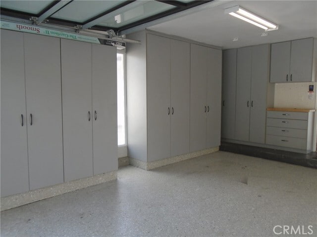 Building Photo - 790 Vía Santa Catarina