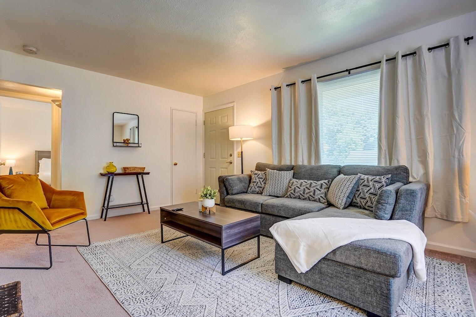 Building Photo - 8 Craig Ave