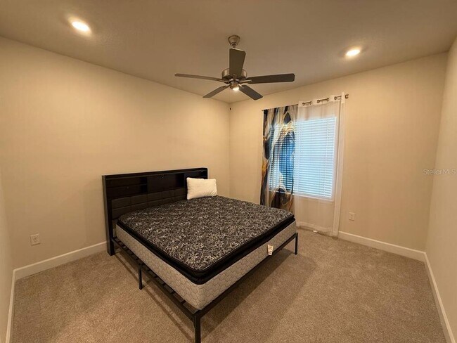 Building Photo - 3828 Sagefield Dr