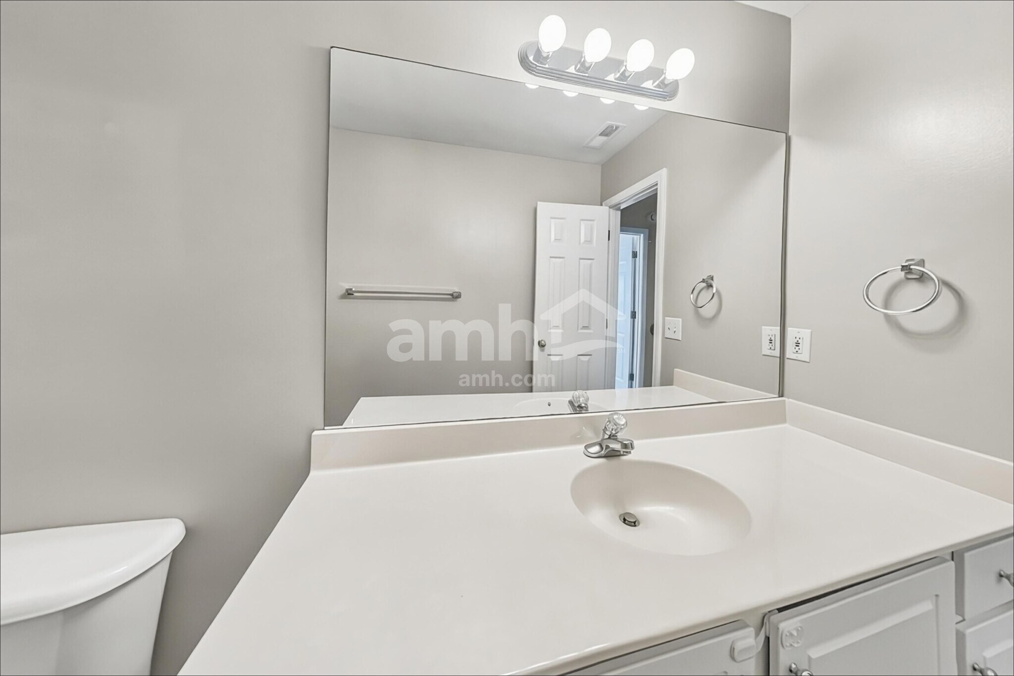 Building Photo - 405 Bedstraw Ct