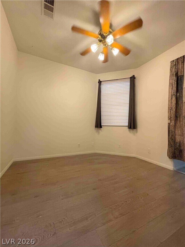 Building Photo - 531 Curtin Ct