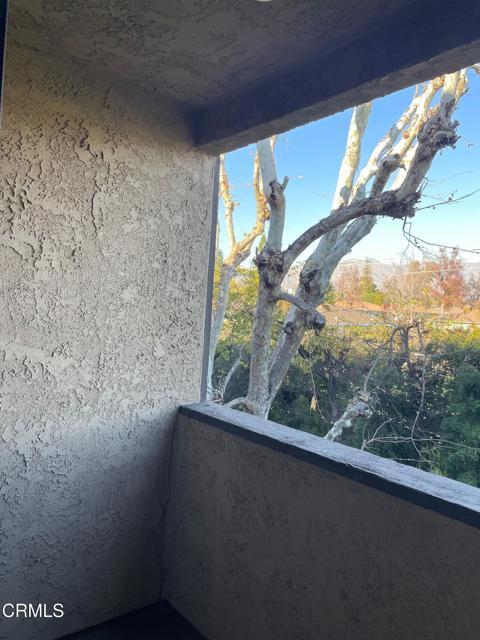 Building Photo - 852 N Monterey St