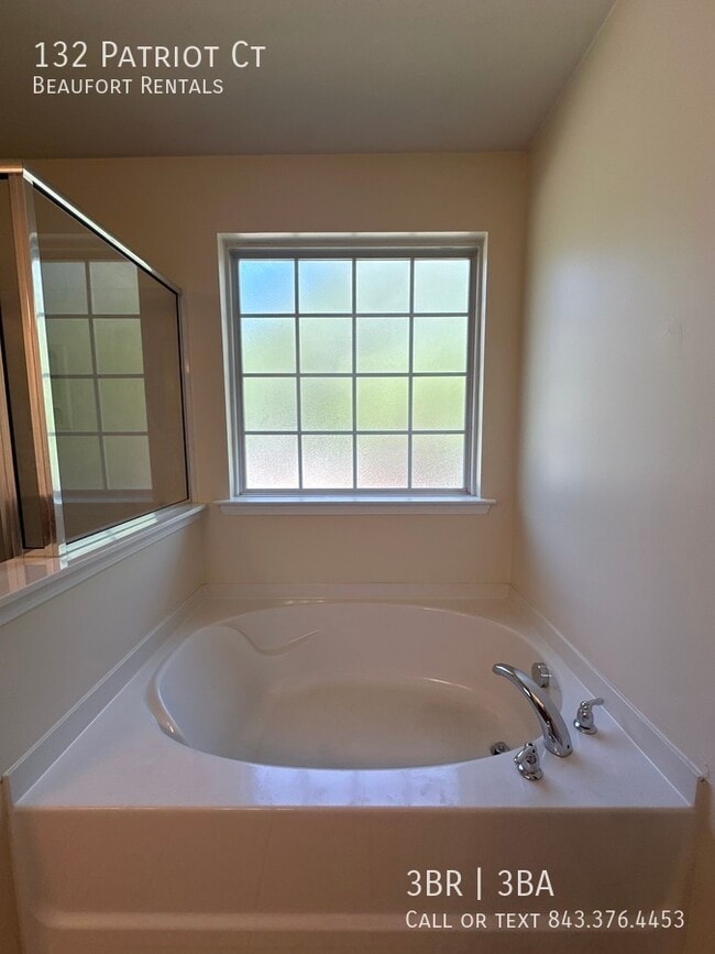 Building Photo - 132 Patriot Ct