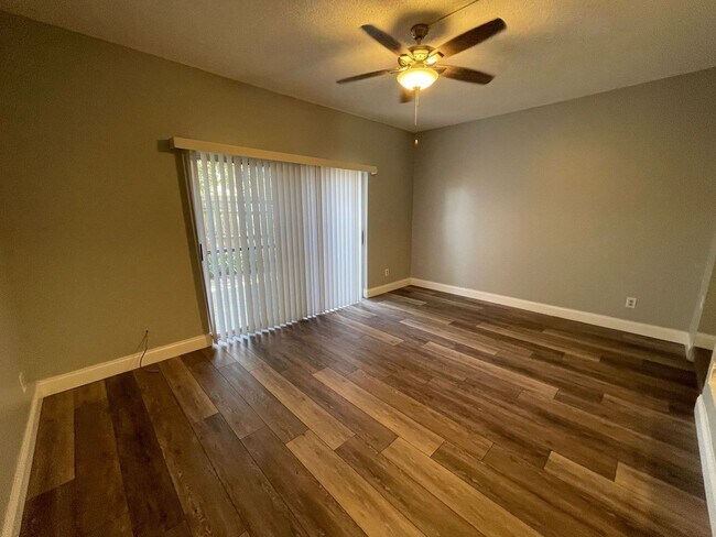 Building Photo - 200 St Andrews Blvd