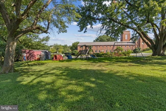 Building Photo - 15118 Liberty Grove Dr