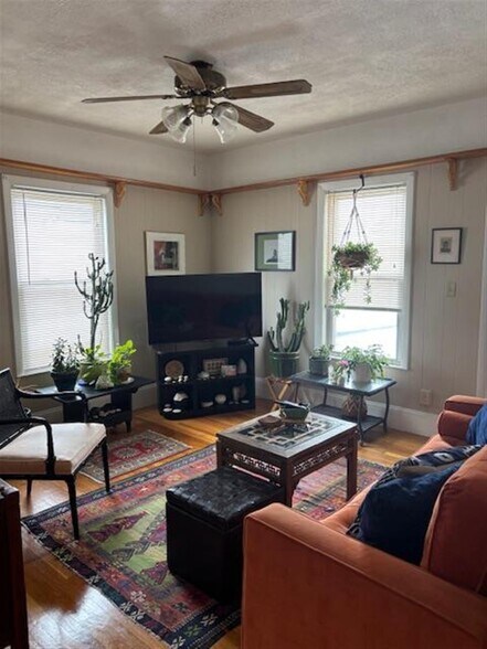 Building Photo - 15 Virginia St