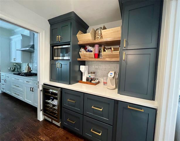 Building Photo - 4529 Venetian Way