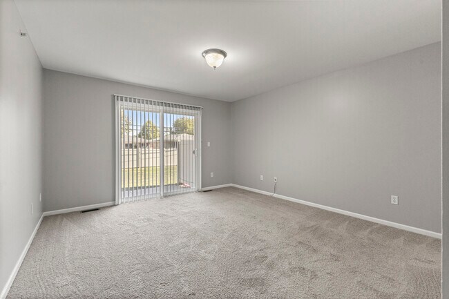 Building Photo - 13033 Turnberry