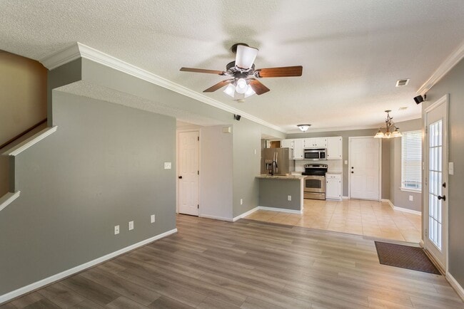 Building Photo - 5 E Pinto Ct