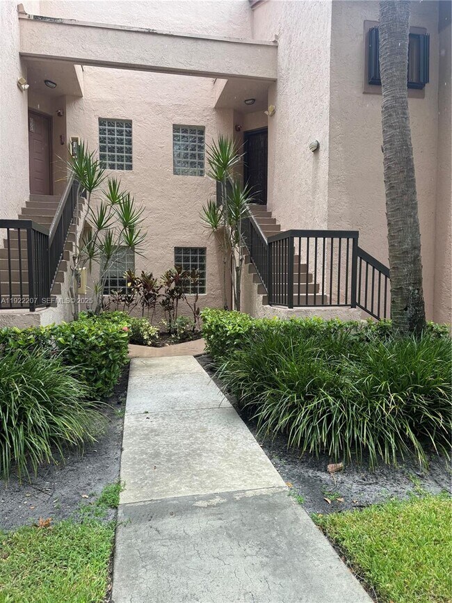 Building Photo - 10730 NW 14th St