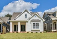 Building Photo - Stunning Midtown Tallahassee Home In Braemore Park