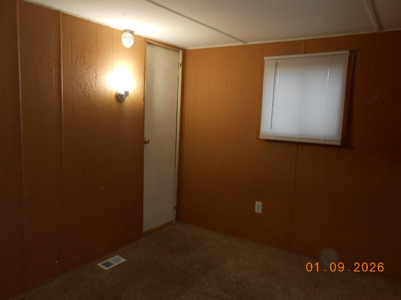 Building Photo - 430 N C St