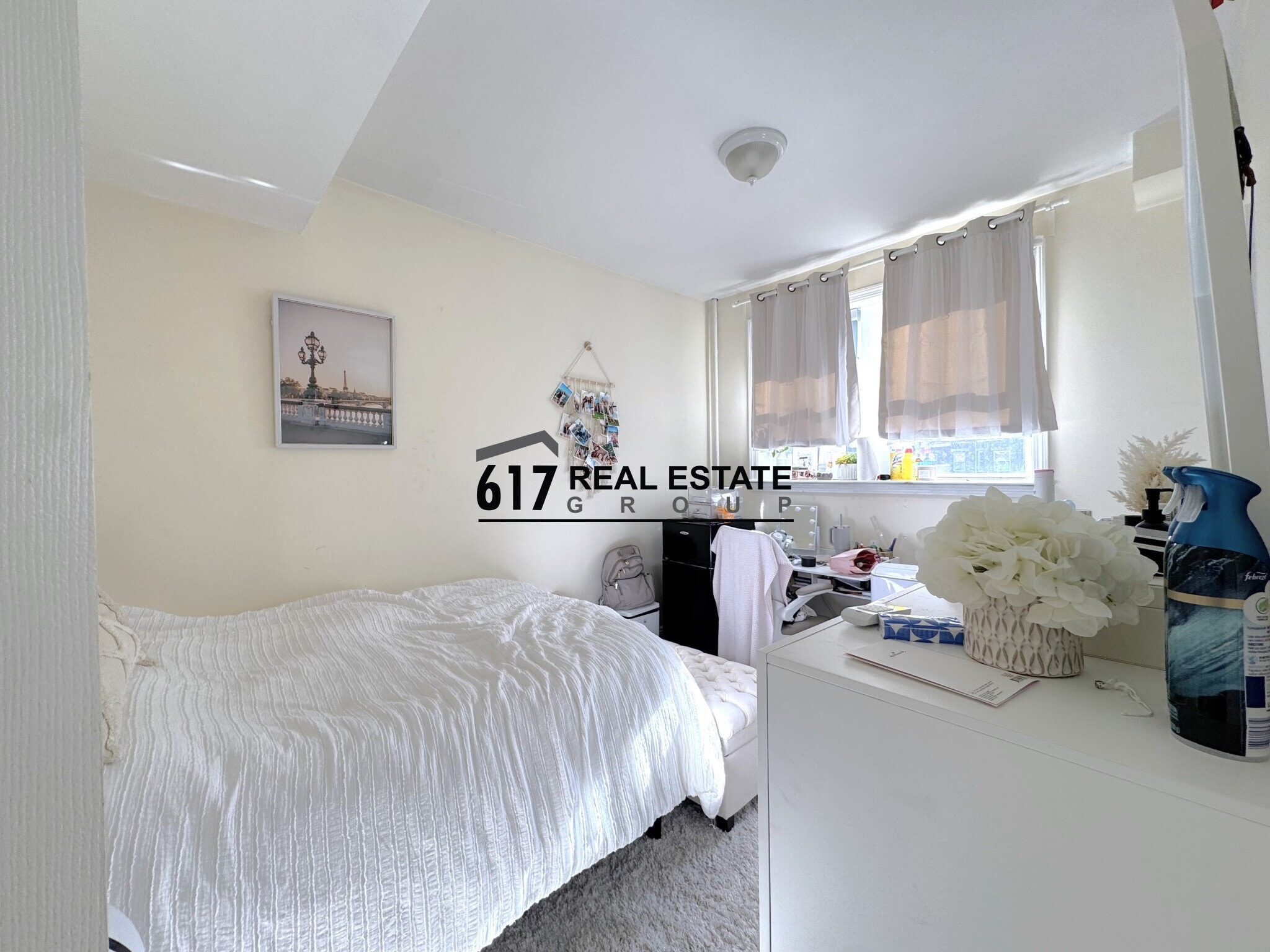 Building Photo - 56 Egmont St