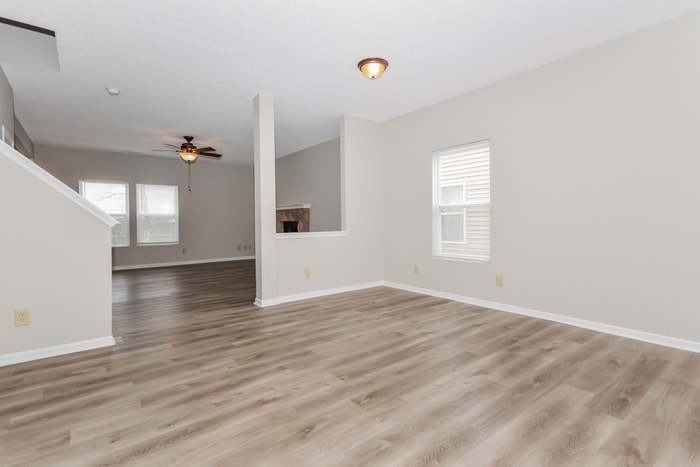 Building Photo - 2104 Bridlewood Dr
