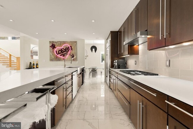 Building Photo - 6309 Bradley Blvd