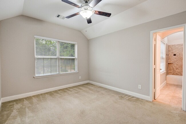 Building Photo - 27714 Dalton Bluff Ct