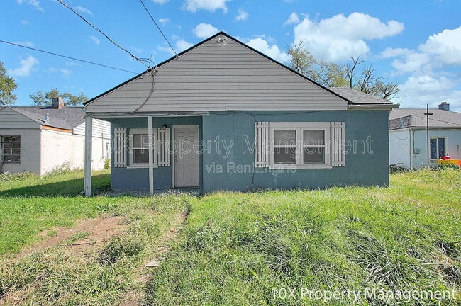 Building Photo - 683 S Wheatland Ave