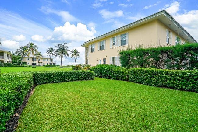 Building Photo - 2103 S Ocean Blvd