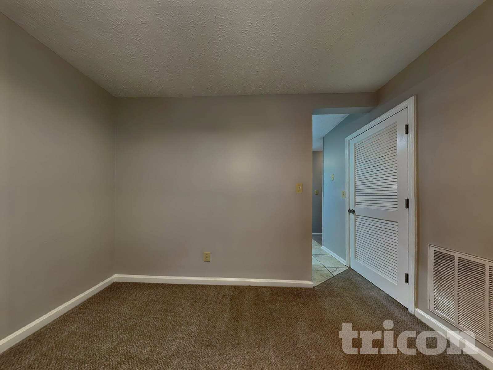 Building Photo - 1399 Ling Dr