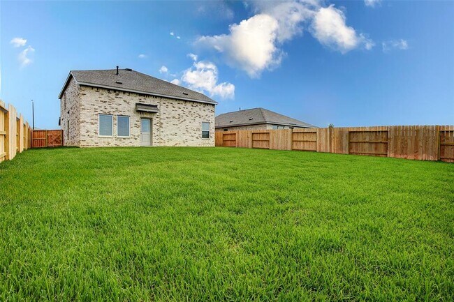 Building Photo - 28907 Rustic Windmill Wy