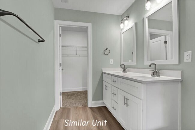 Building Photo - 303 Starfish Ln