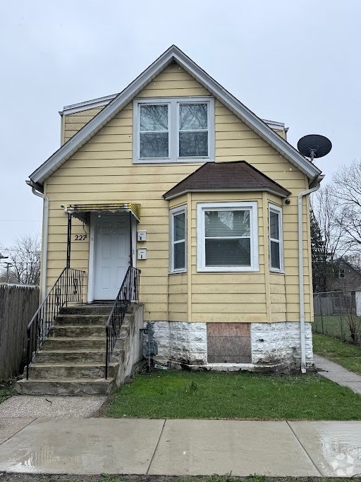 Building Photo - 227 W 112th Pl