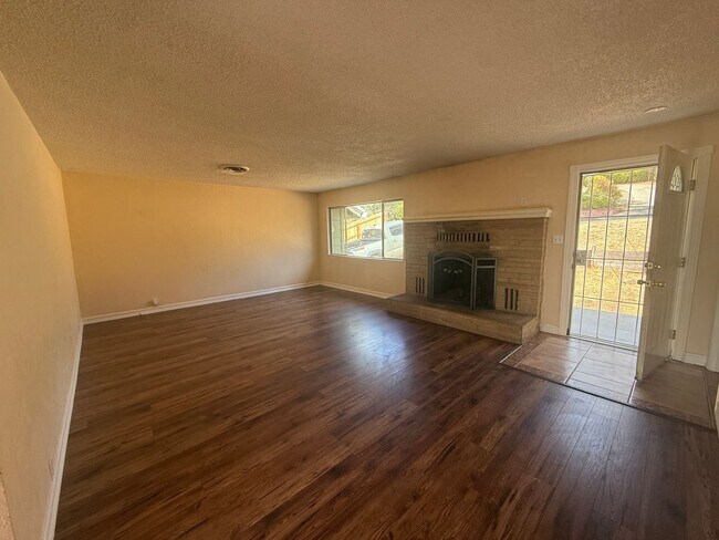 Building Photo - 357 Canyon Highlands Dr